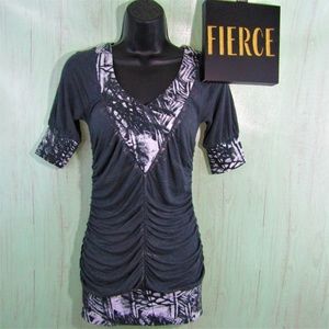 Daytrip Women's V neck Tribal Size M Blouse